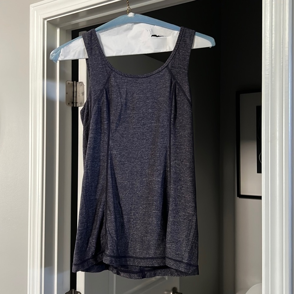 Lululemon tank